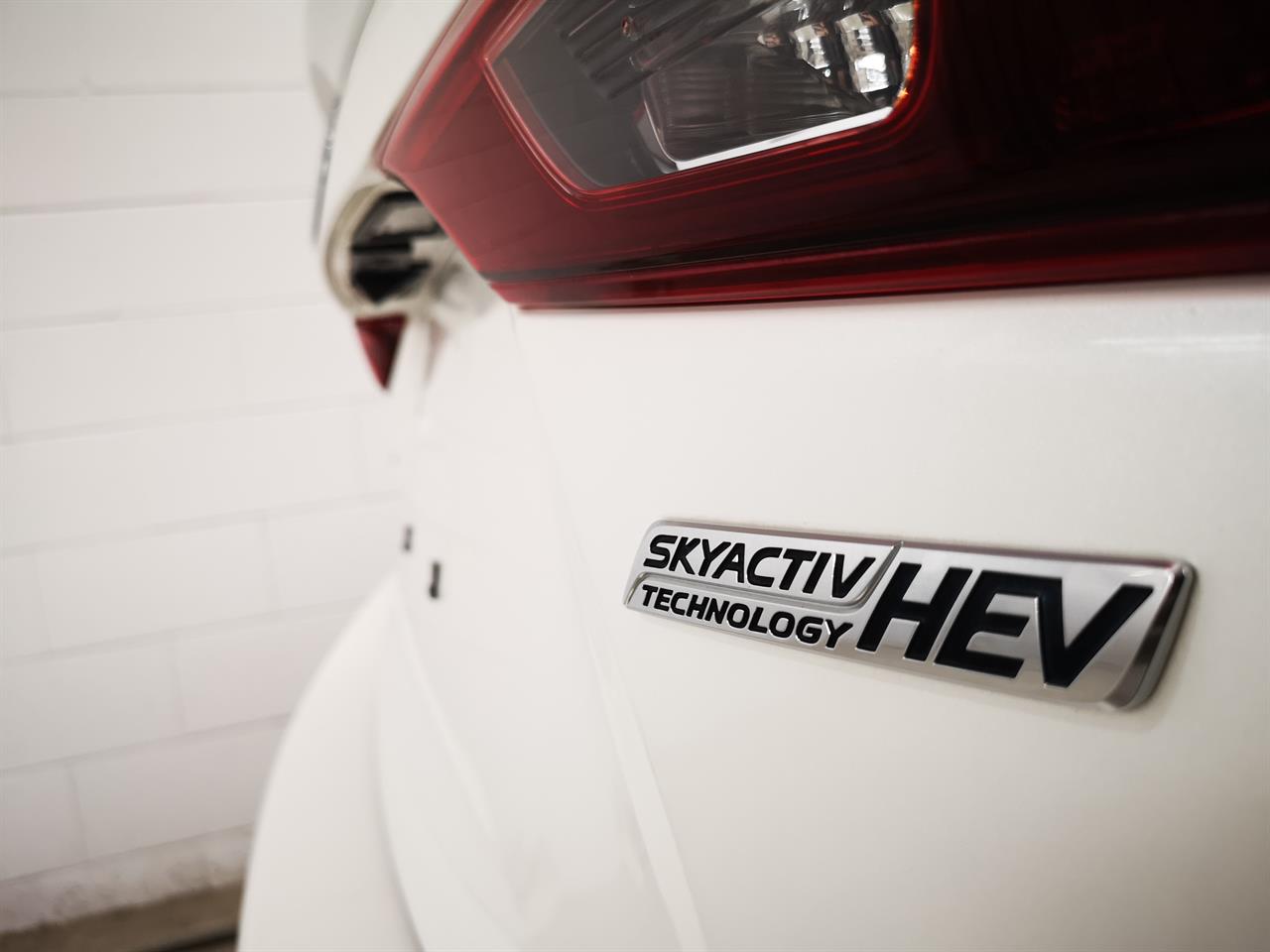 2014 Mazda Axela