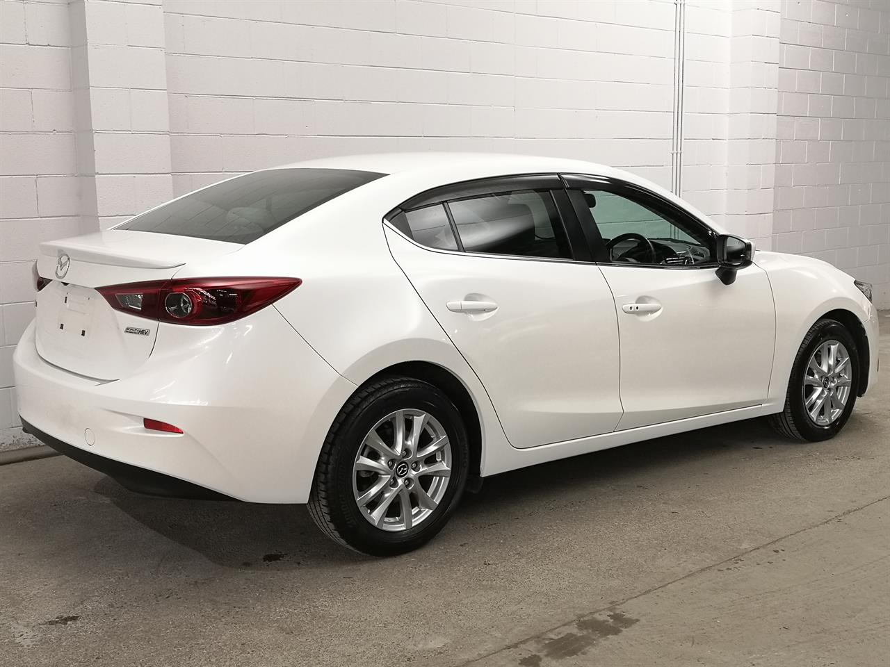 2014 Mazda Axela