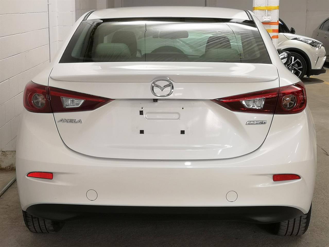 2014 Mazda Axela