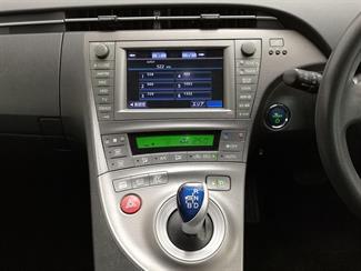2012 Toyota Prius - Thumbnail