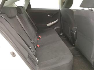 2012 Toyota Prius - Thumbnail