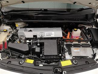 2012 Toyota Prius - Thumbnail