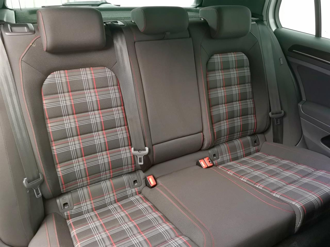 2017 Volkswagen Golf GTI