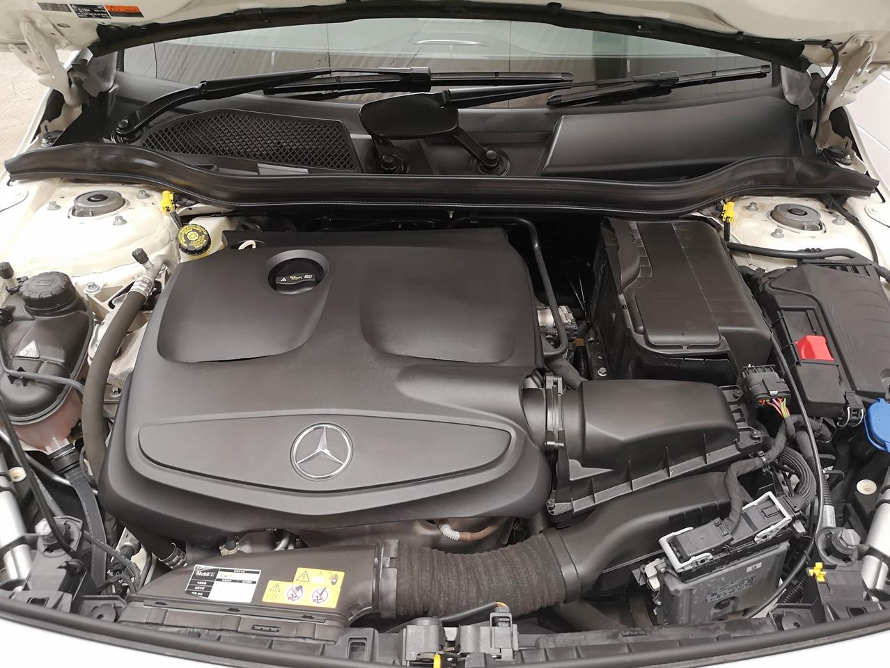 2017 Mercedes-Benz A 180