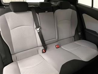 2016 Toyota Prius - Thumbnail