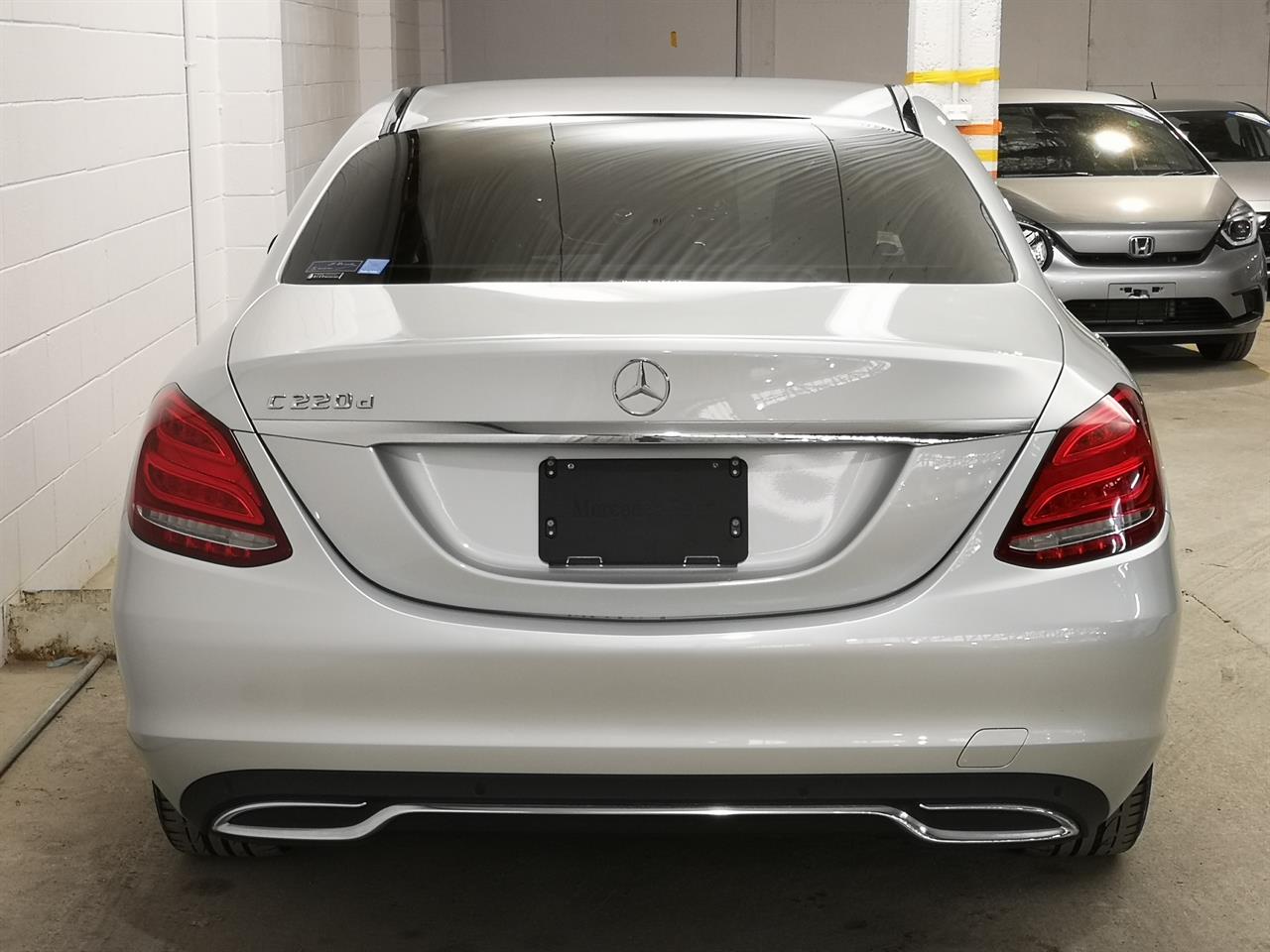 2016 Mercedes-Benz C 220