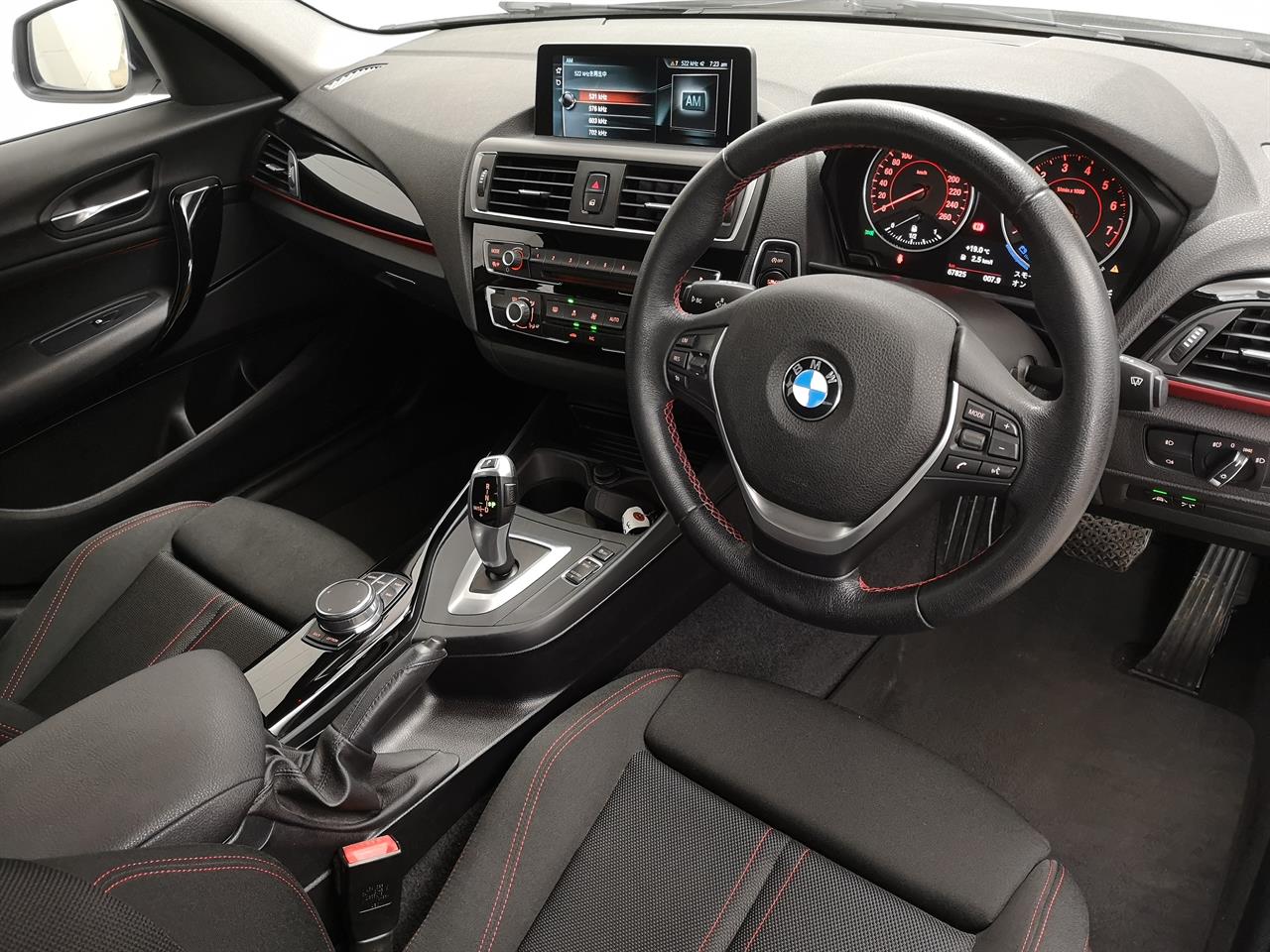 2017 BMW 118I