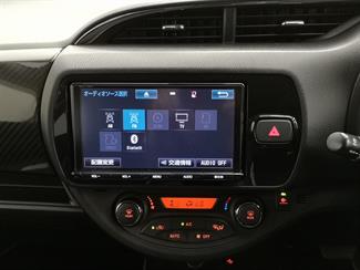 2018 Toyota Vitz - Thumbnail