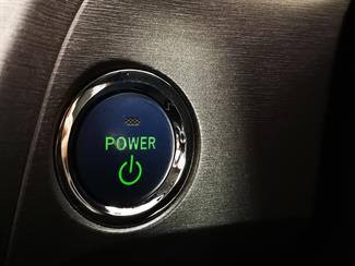 2015 Toyota Prius - Thumbnail