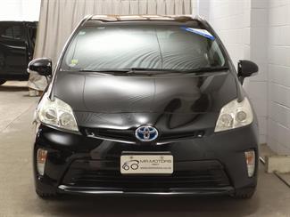 2013 Toyota Prius - Thumbnail