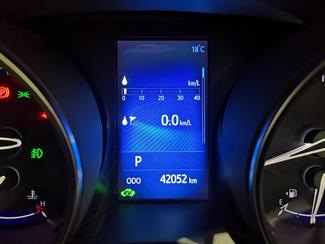 2017 Toyota C-HR - Thumbnail