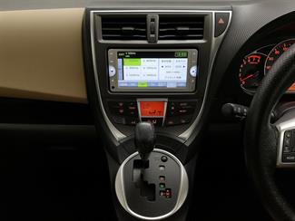 2014 Toyota Ractis - Thumbnail