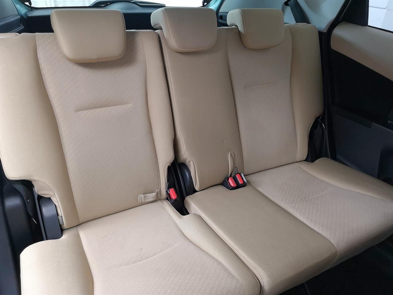2014 Toyota Ractis