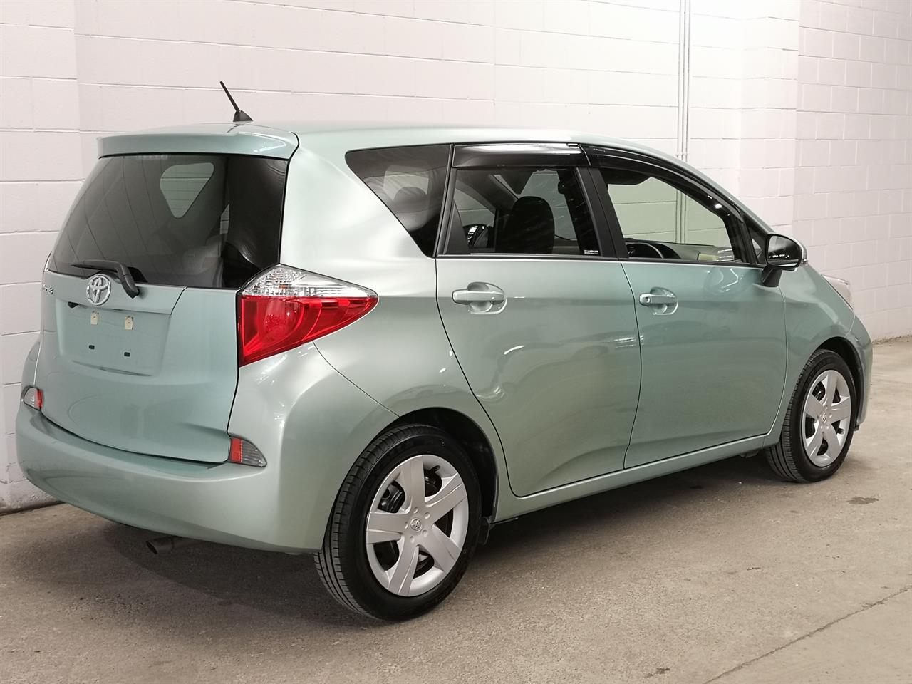 2014 Toyota Ractis