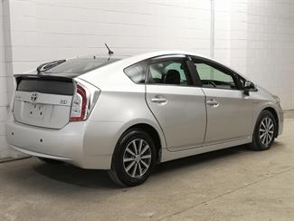 2013 Toyota Prius - Thumbnail