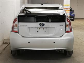 2013 Toyota Prius - Thumbnail