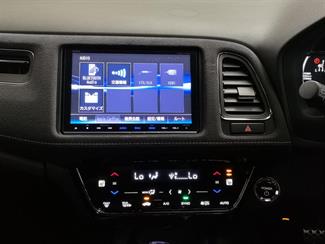 2017 Honda Vezel - Thumbnail