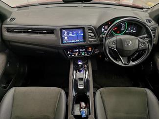 2017 Honda Vezel - Thumbnail
