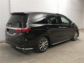 2015 Honda Odyssey - Thumbnail