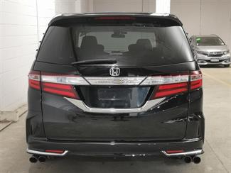 2015 Honda Odyssey - Thumbnail