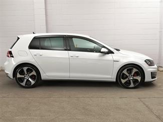 2014 Volkswagen Golf GTI - Thumbnail