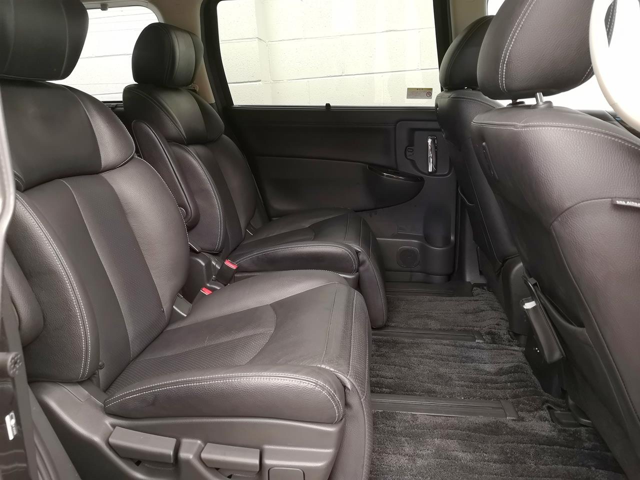 2012 Nissan Elgrand