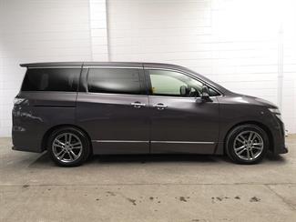 2012 Nissan Elgrand - Thumbnail