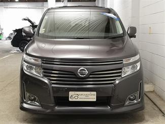 2012 Nissan Elgrand - Thumbnail