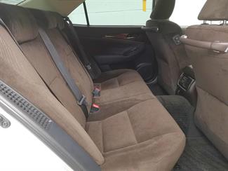 2015 Toyota Crown - Thumbnail
