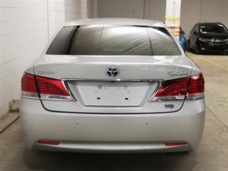 2015 Toyota Crown - Thumbnail