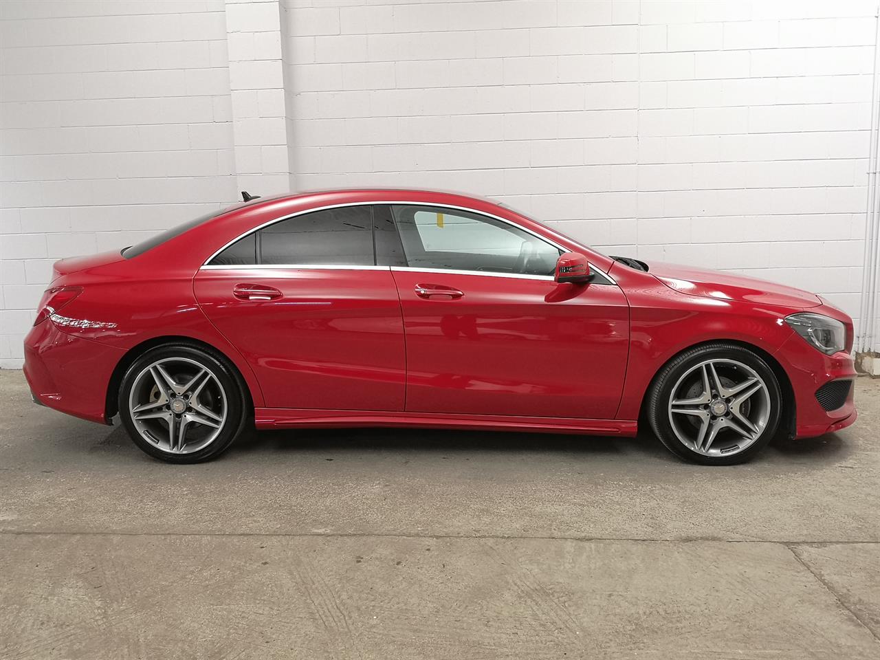 2015 Mercedes-Benz CLA 180