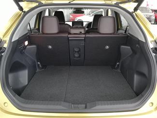 2020 Toyota Yaris - Thumbnail