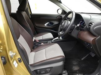 2020 Toyota Yaris - Thumbnail