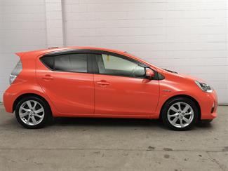 2013 Toyota Aqua - Thumbnail