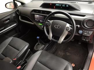 2013 Toyota Aqua - Thumbnail