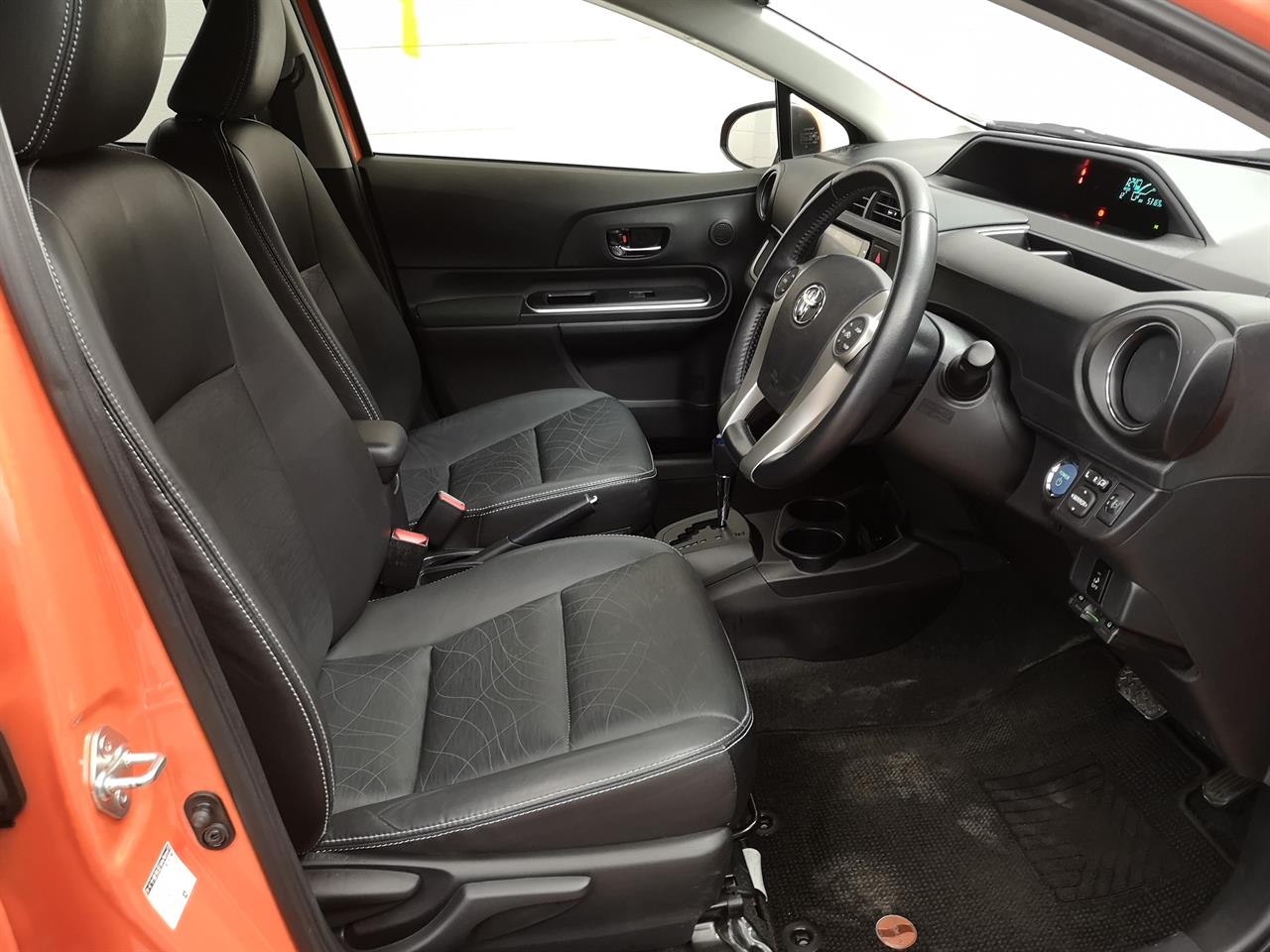 2013 Toyota Aqua