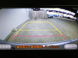 2017 Toyota C-HR - Thumbnail