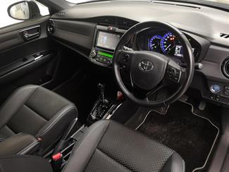 2016 Toyota Corolla - Thumbnail