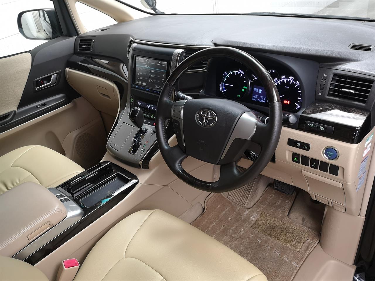 2012 Toyota Alphard