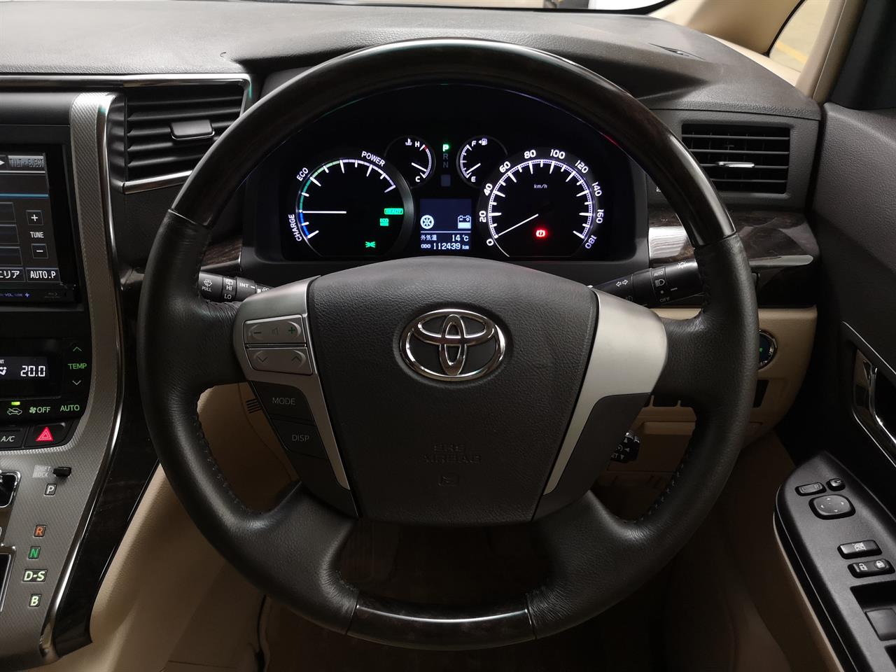 2012 Toyota Alphard