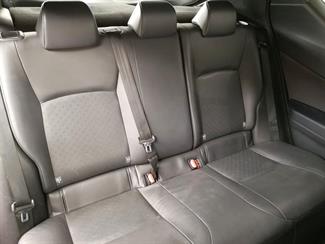 2016 Toyota C-HR - Thumbnail