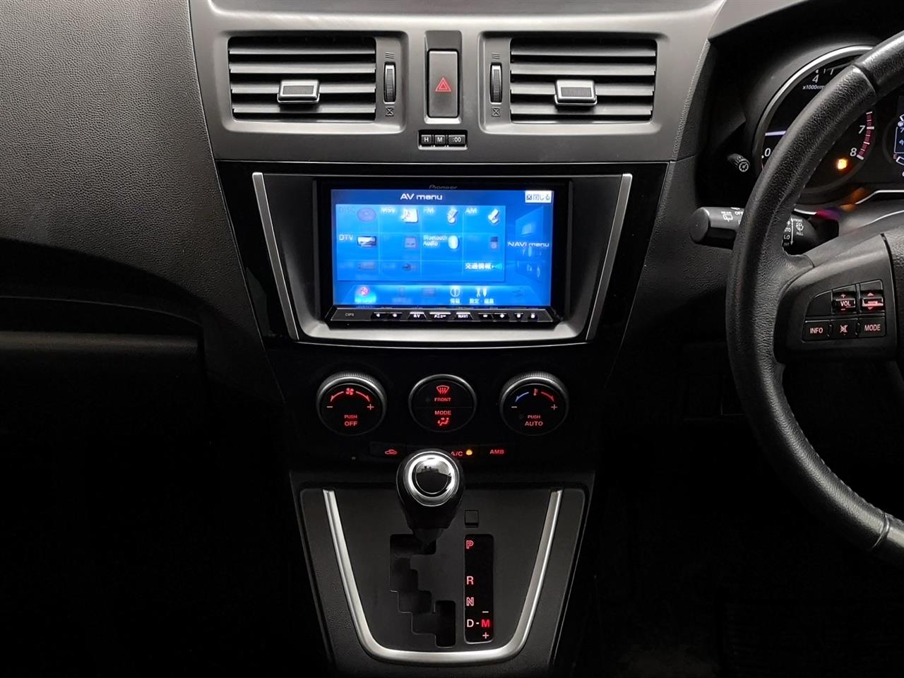 2013 Mazda Premacy