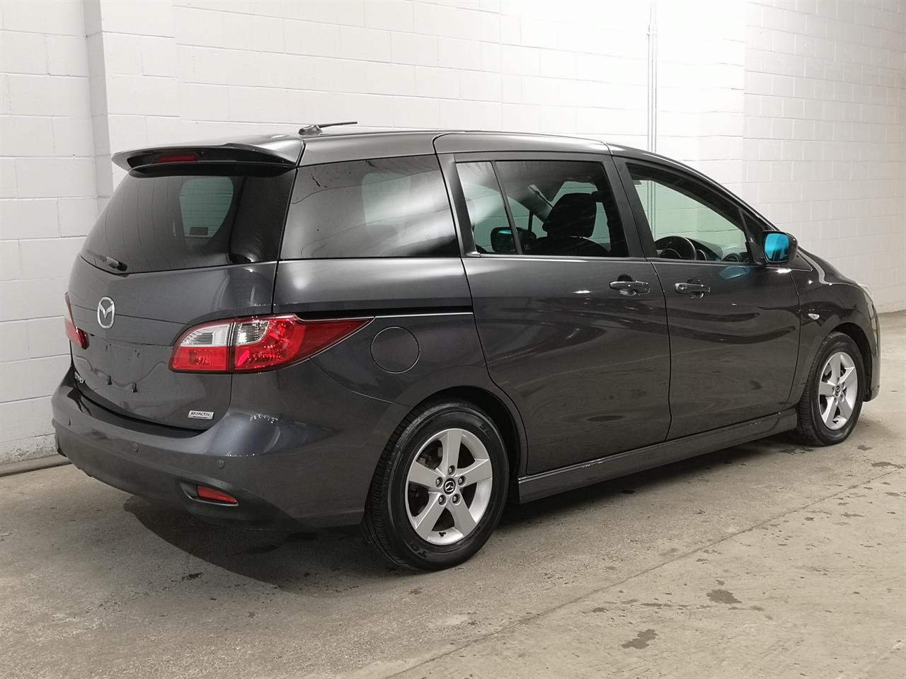 2013 Mazda Premacy