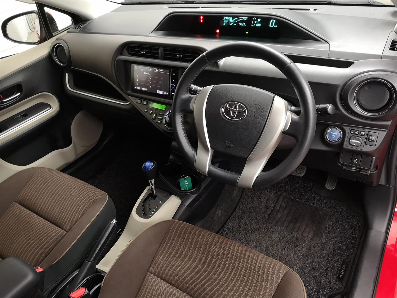 2013 Toyota Aqua