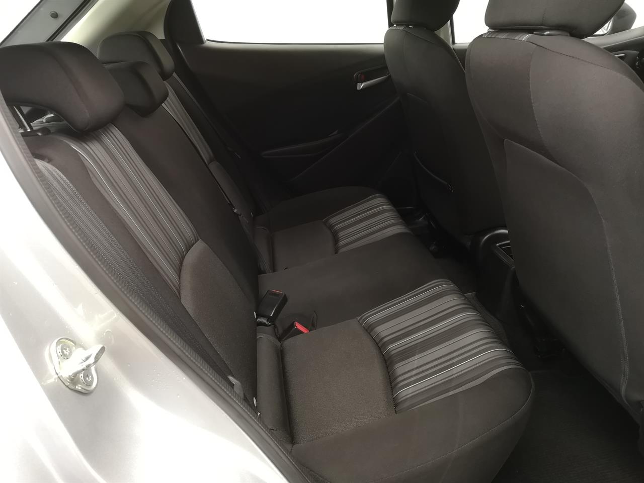 2017 Mazda Demio