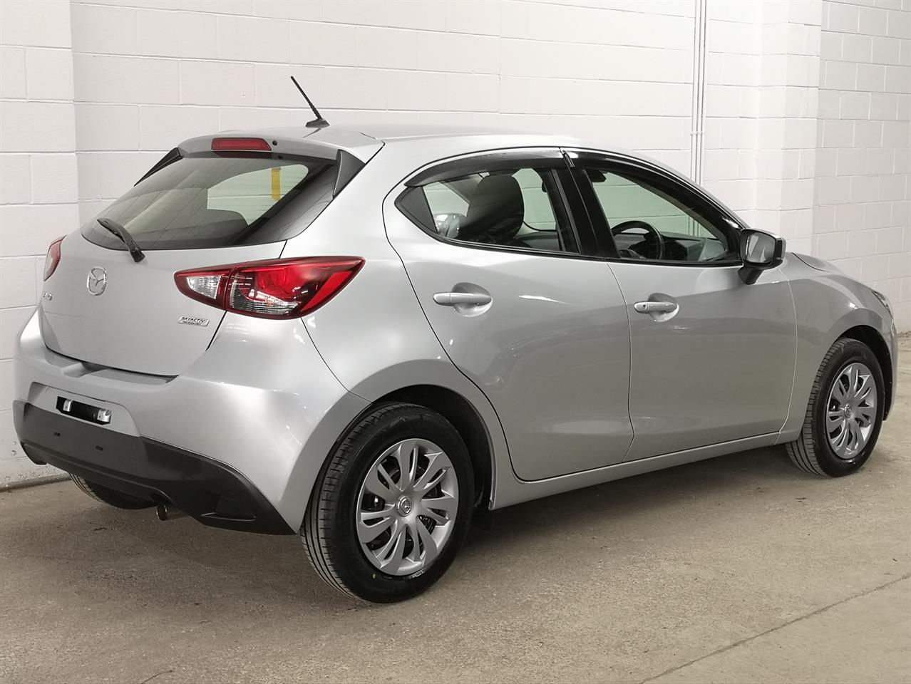 2017 Mazda Demio