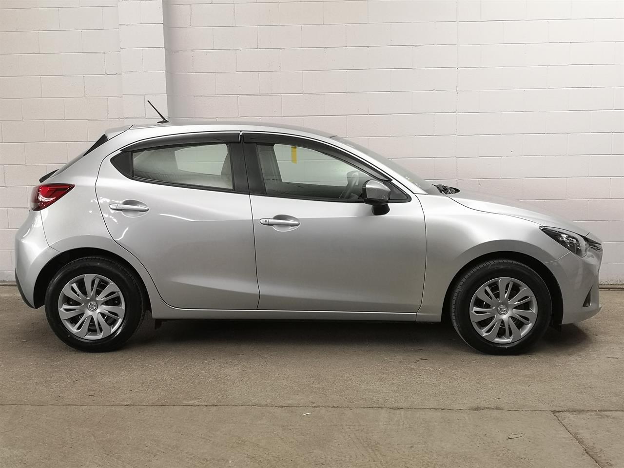 2017 Mazda Demio