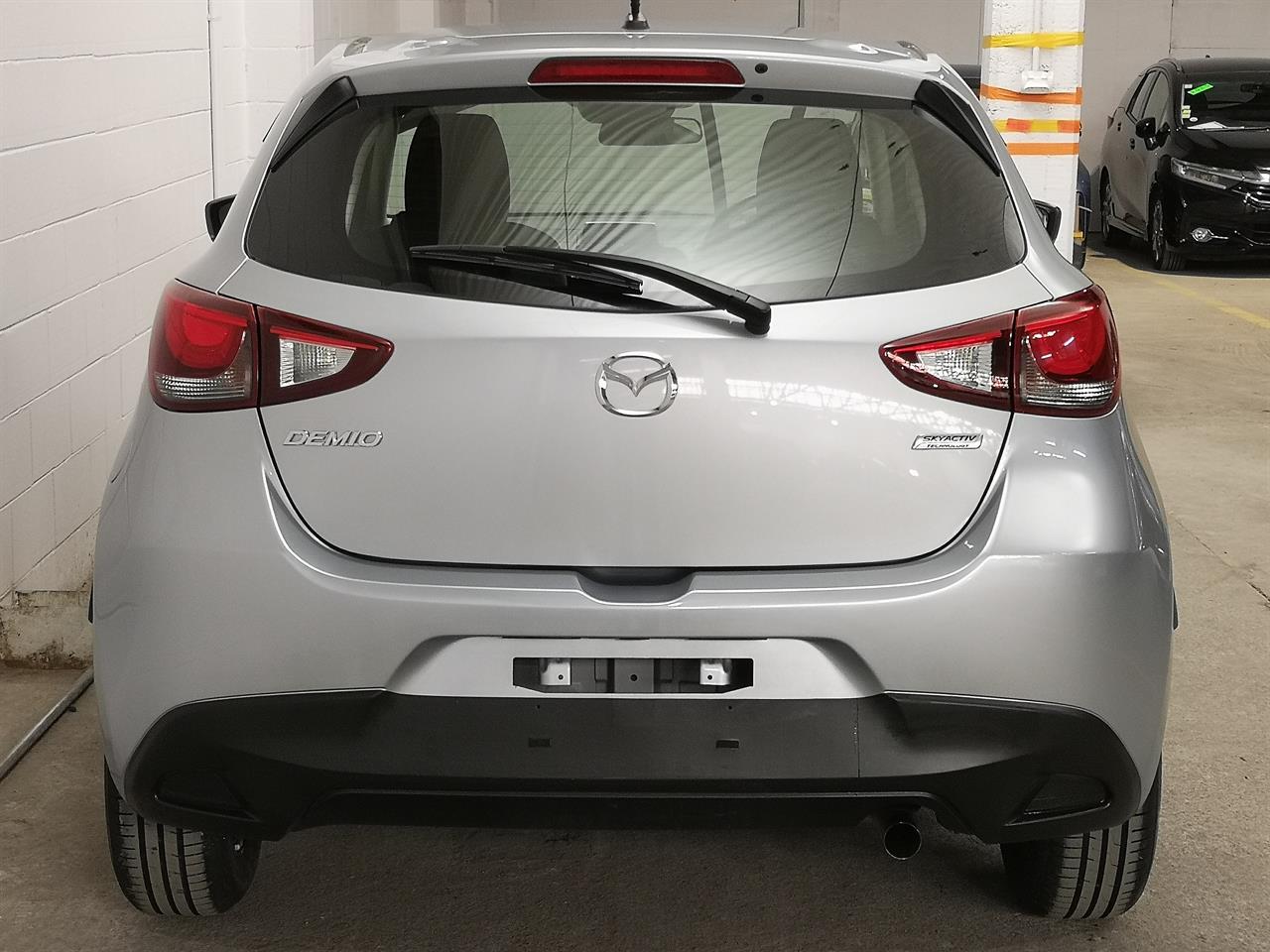 2017 Mazda Demio