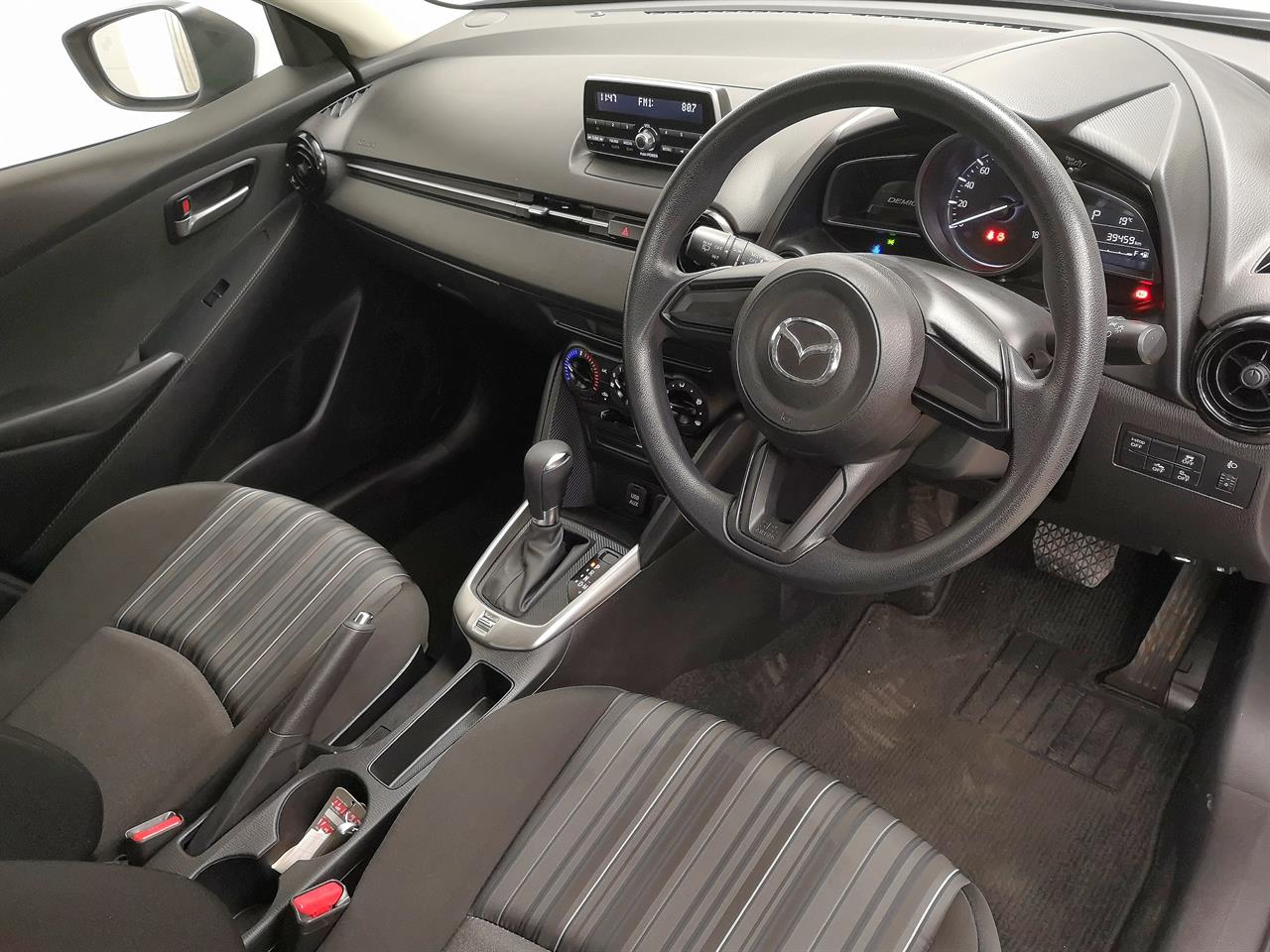 2017 Mazda Demio