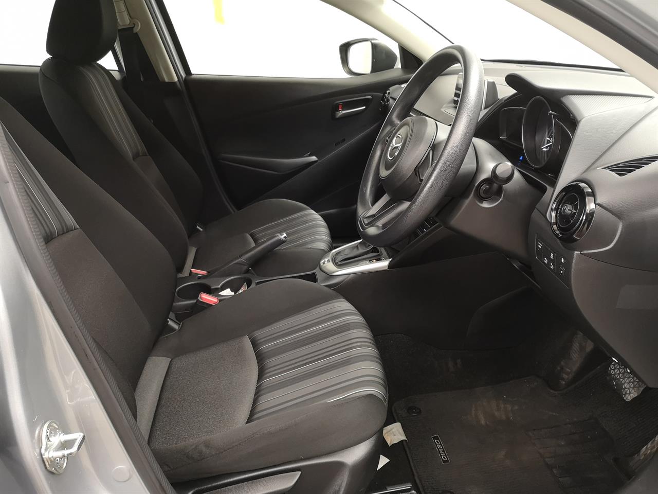 2017 Mazda Demio